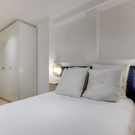 Appartement La Nuit Etoilee - Moderne & Elegant - Marais à Paris Extérieur photo