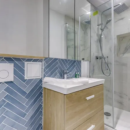Appartement La Nuit Etoilee - Moderne & Elegant - Marais à Paris Extérieur photo